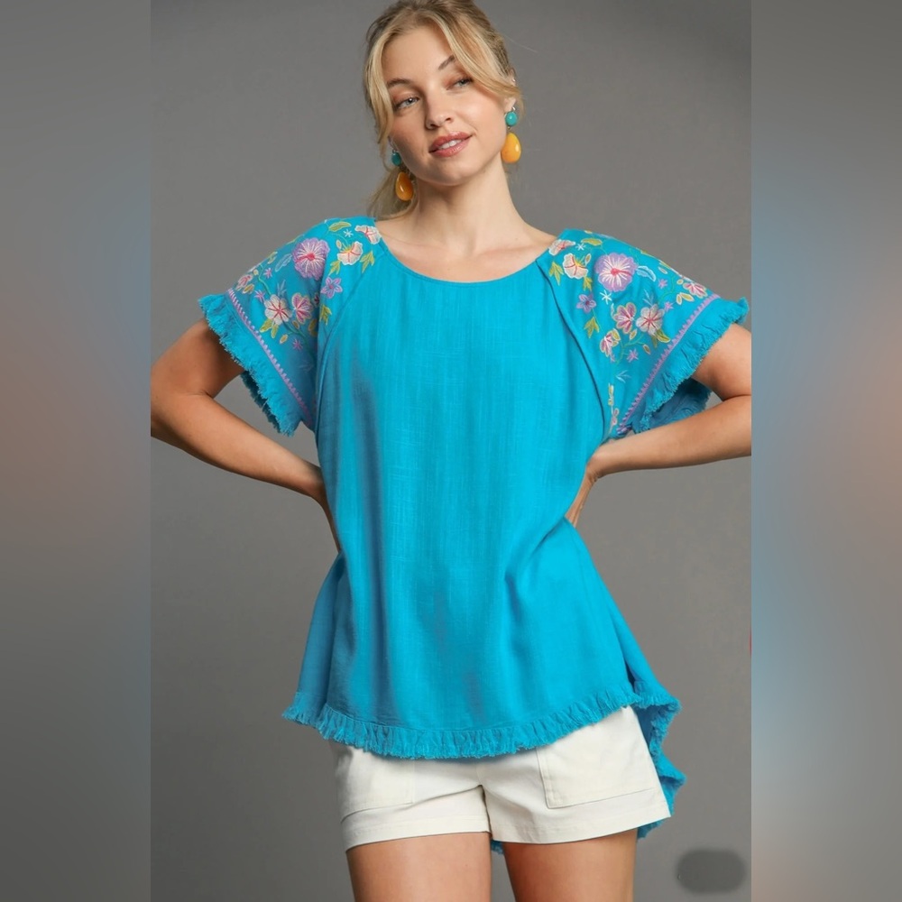 Umgee Linen Blend Embroidered Frayed Hem Top